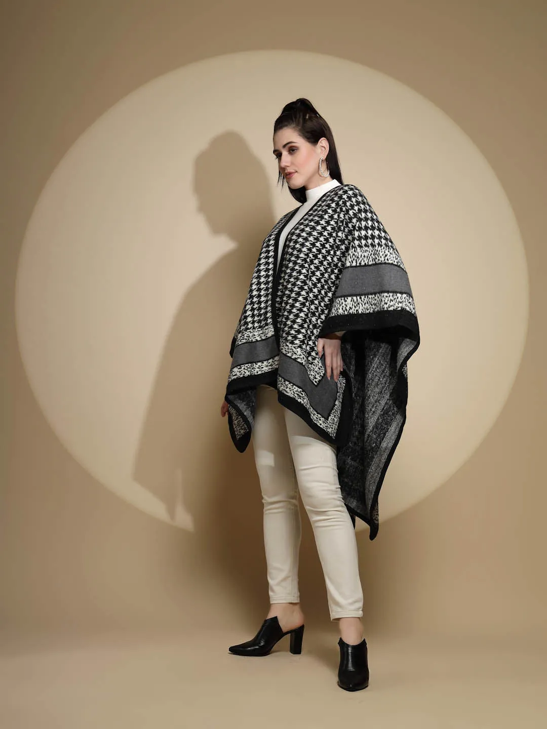 Black Check Print Kimono Sleeve V-Neck Acrylic Cape