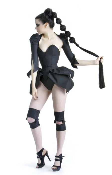 Kinetic zippered overbust corset