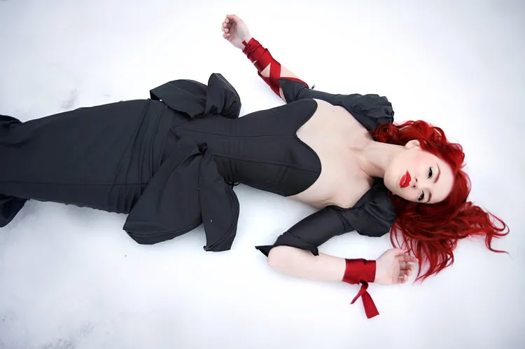 Kinetic zippered overbust corset