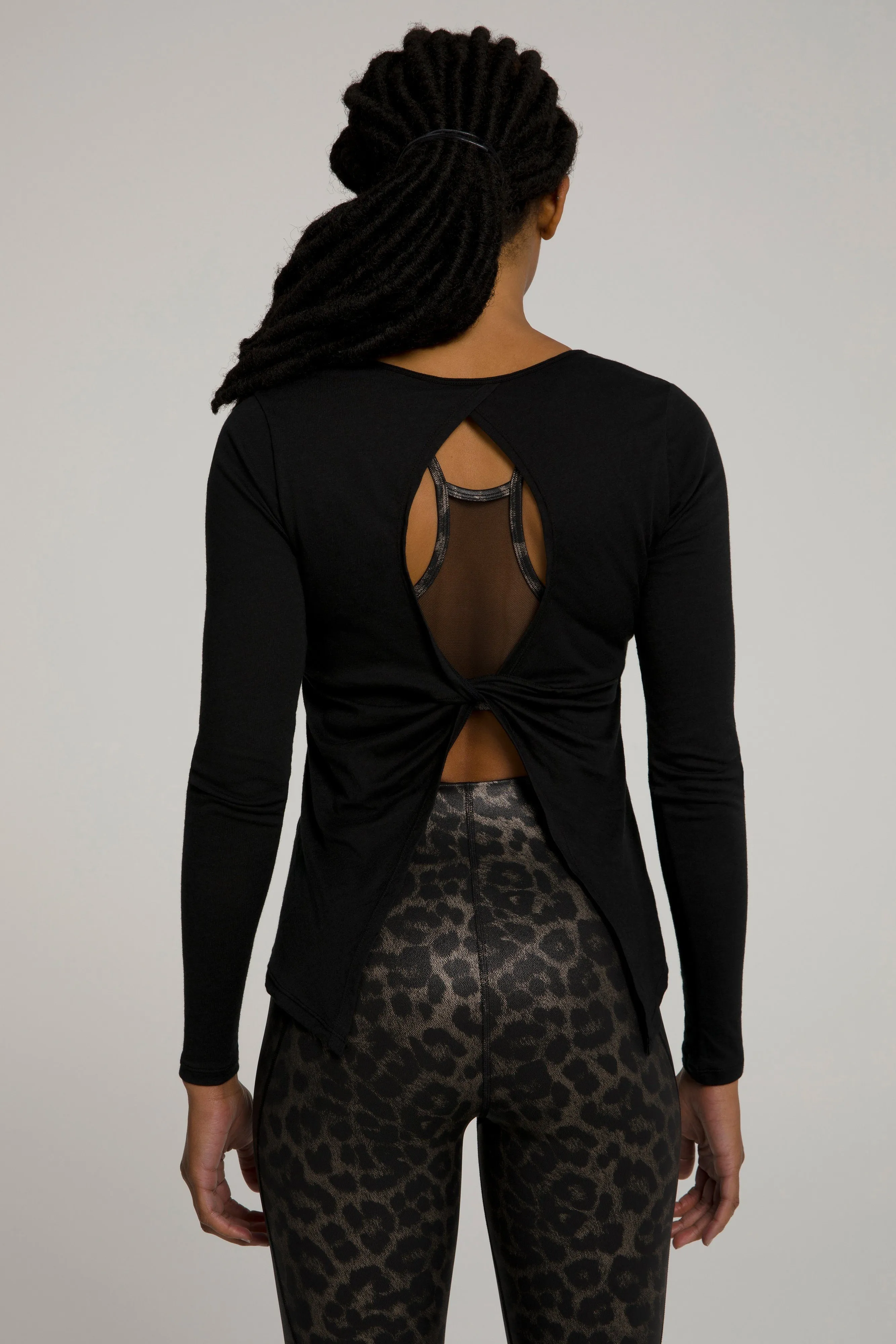 KNOTTED BACK TOP | BLACK001
