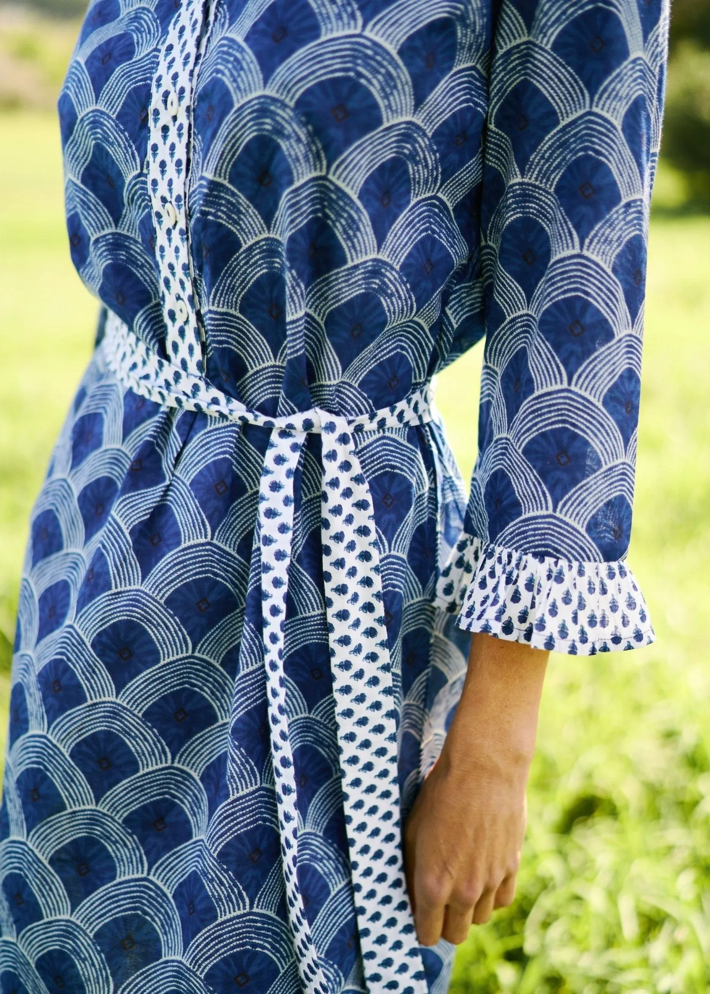 Mandarin Tunic Dress With Half Circle Print In Blue