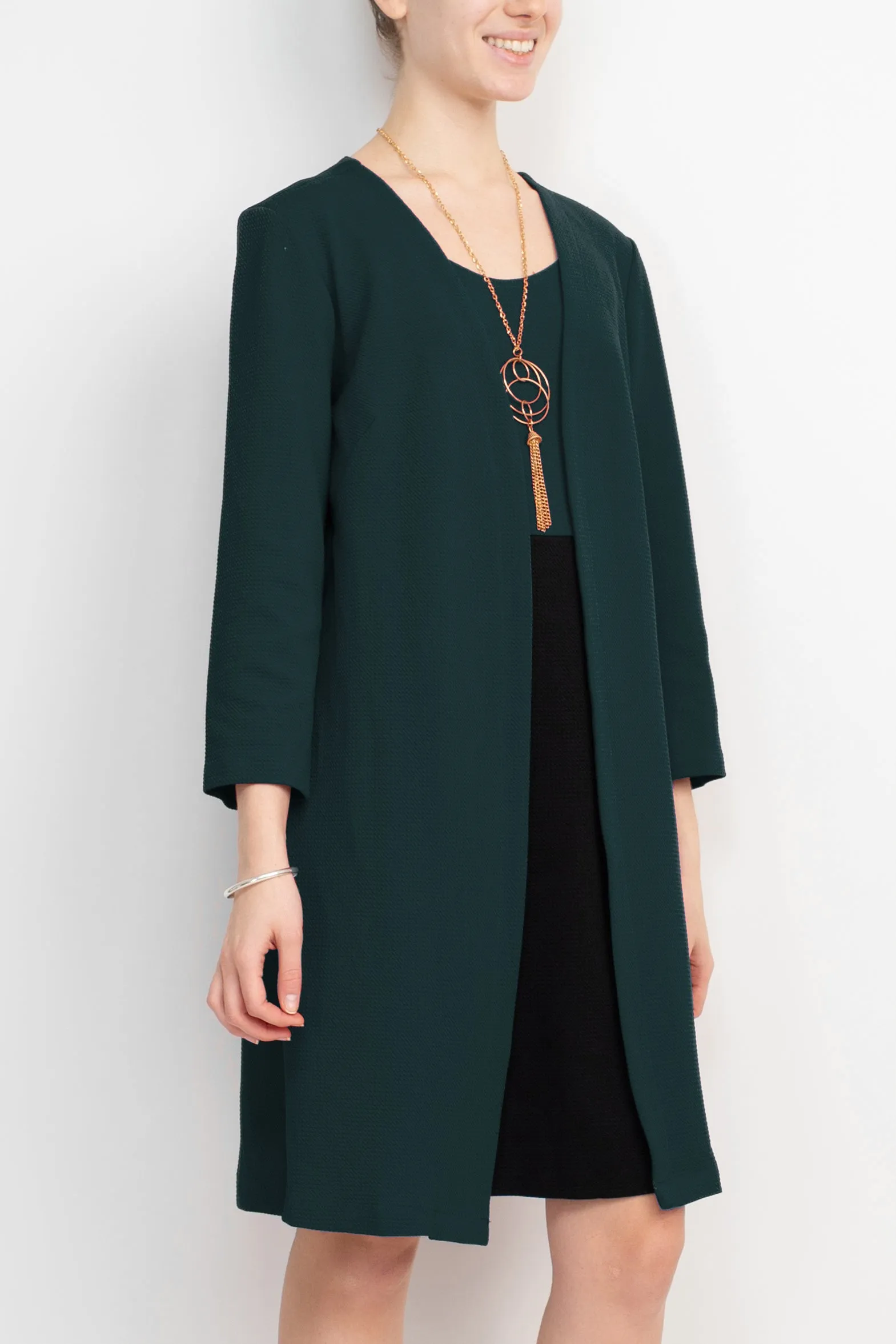 Sandra Darren Scoop Neck Sleeveless Short Dress With 3/4 Sleeves Attached Jacket