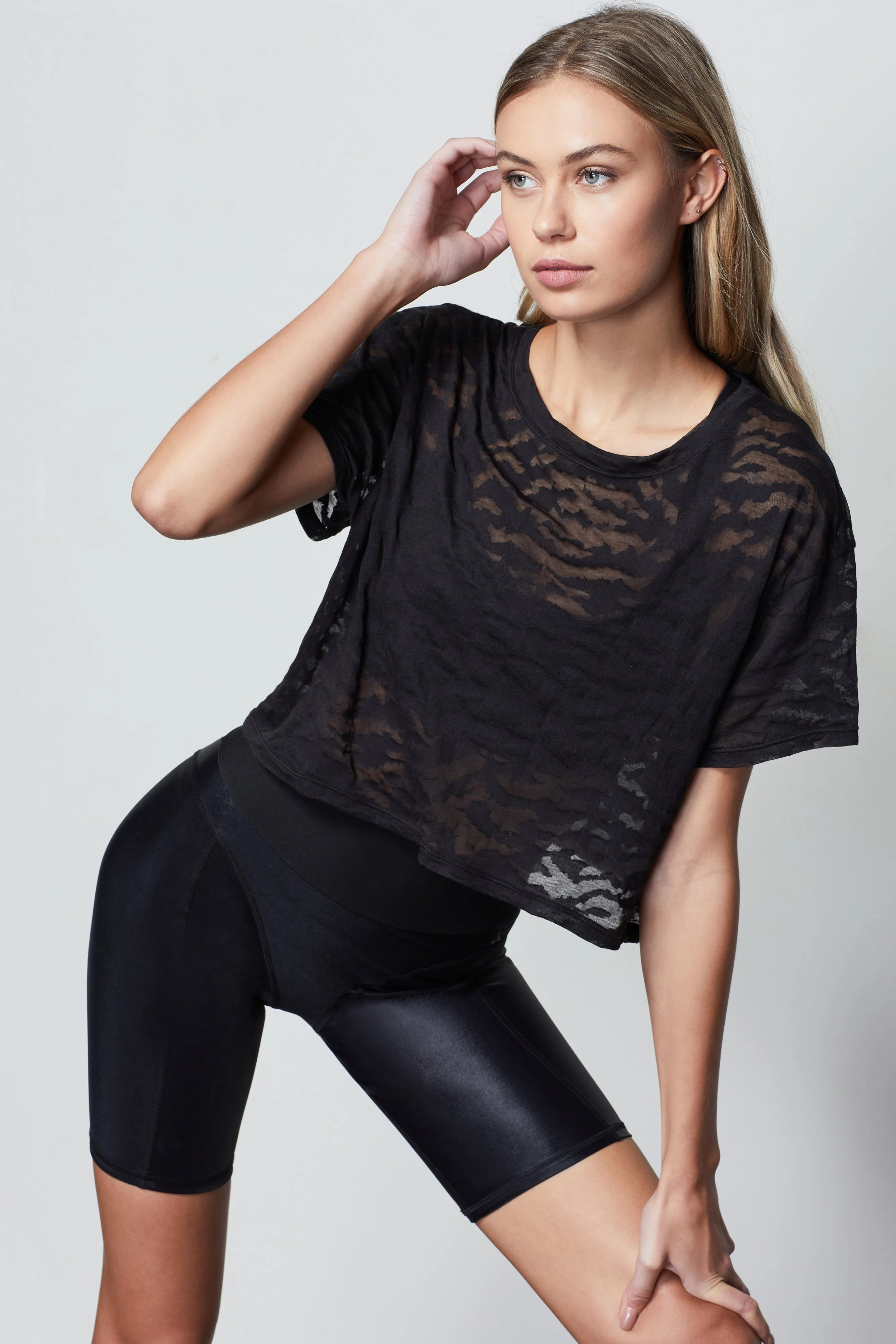 ZEBRA BURNOUT TEE | BLACK001